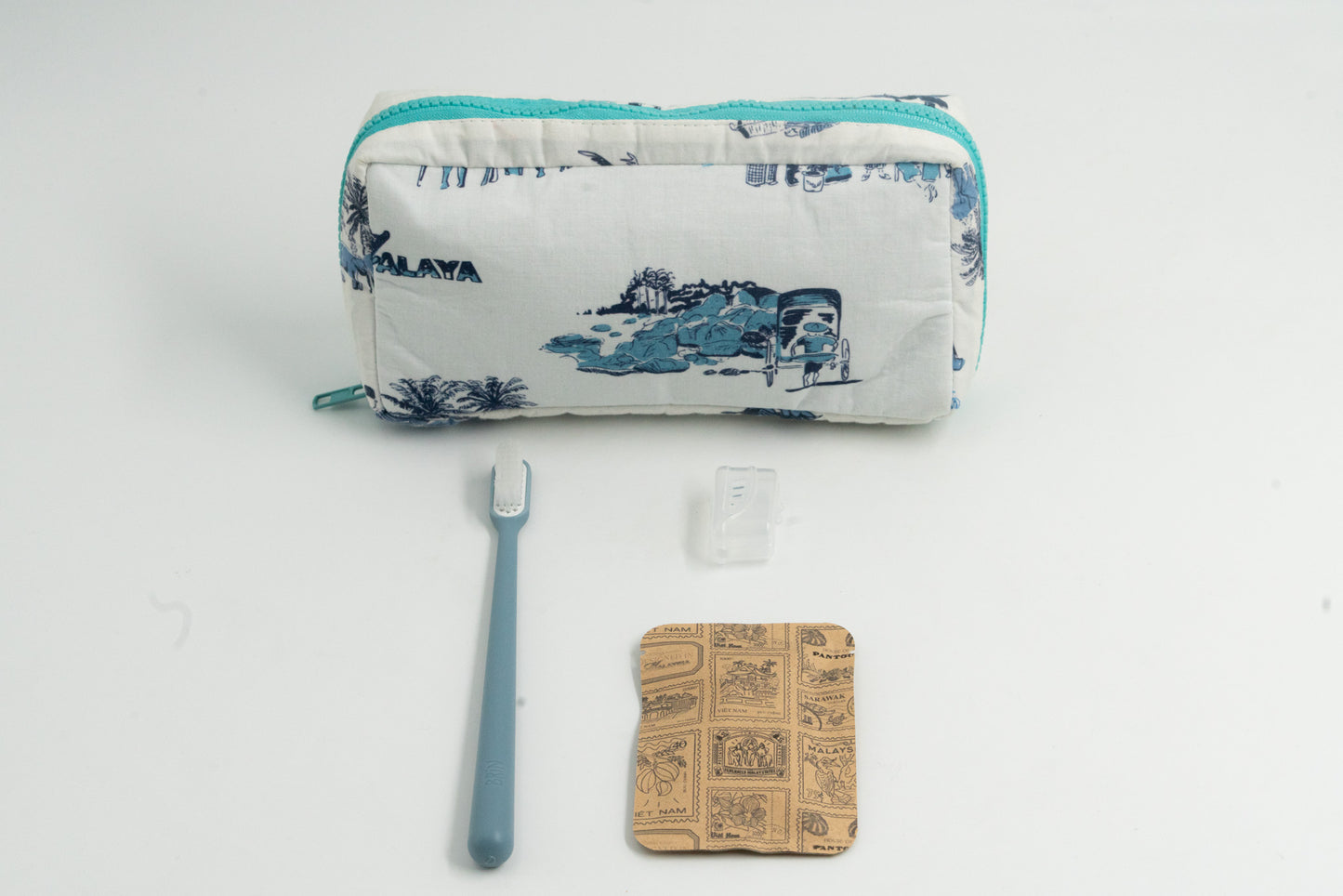 BRiN x Pantoum: Travel Kit - Toile de Malaya